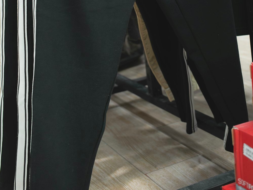 Joggers & Sweatpants branding details
